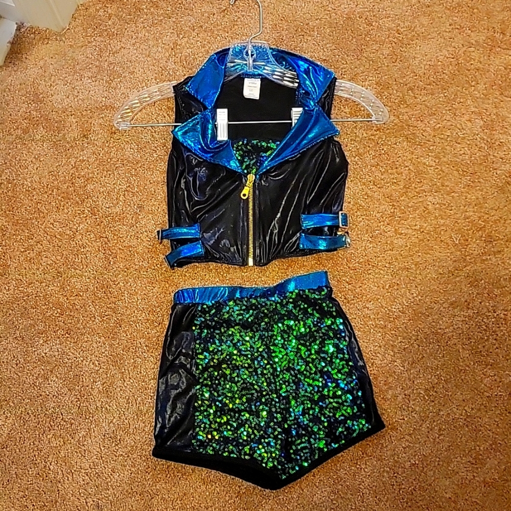 Dance costume